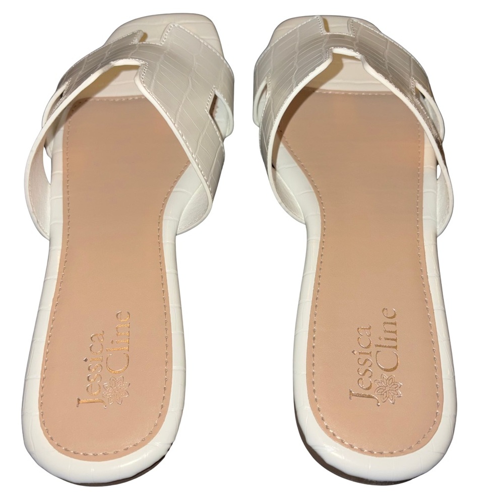 NIB | Jessica Cline Bianca Ivory Slide Sandals | Size 10M - Picture 2 of 10